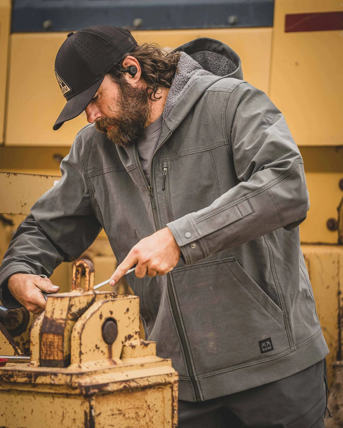 Brawley Hooded Fleece Jacket | Saddle